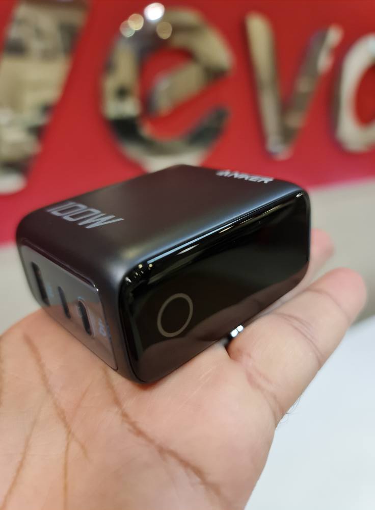 Anker 100W Smart Display Fast Charger Lite