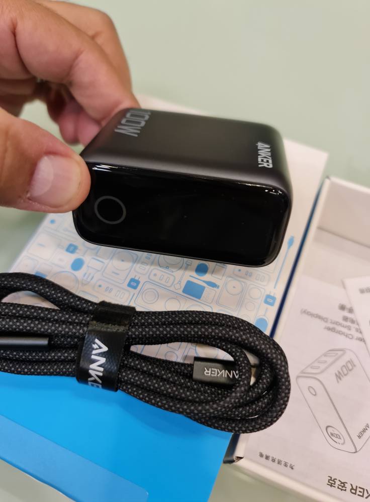 Anker 100W Smart Display Fast Charger Lite