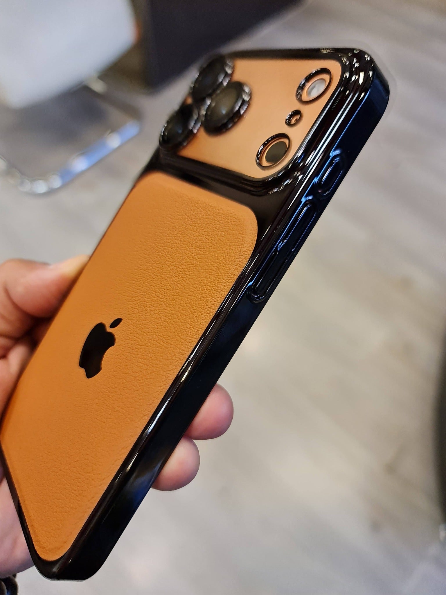 High Quality Trending Luxury Hard PC Leather Phone Case