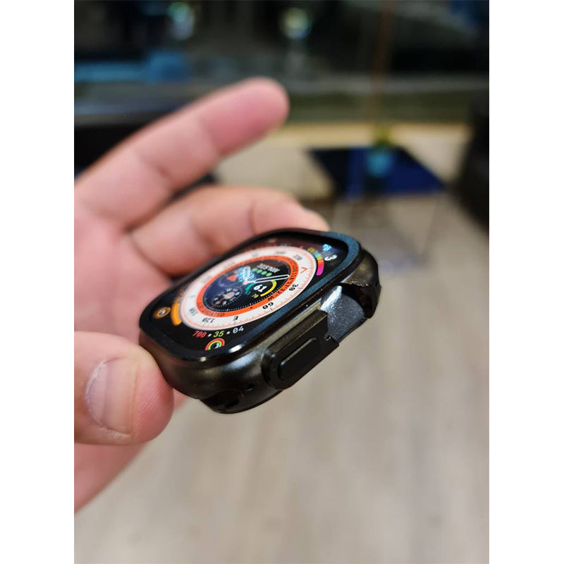 Shock-absorbing metal case for Apple Watch