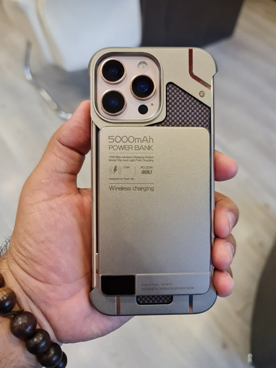 Gorgeous metal carbon case For Iphone