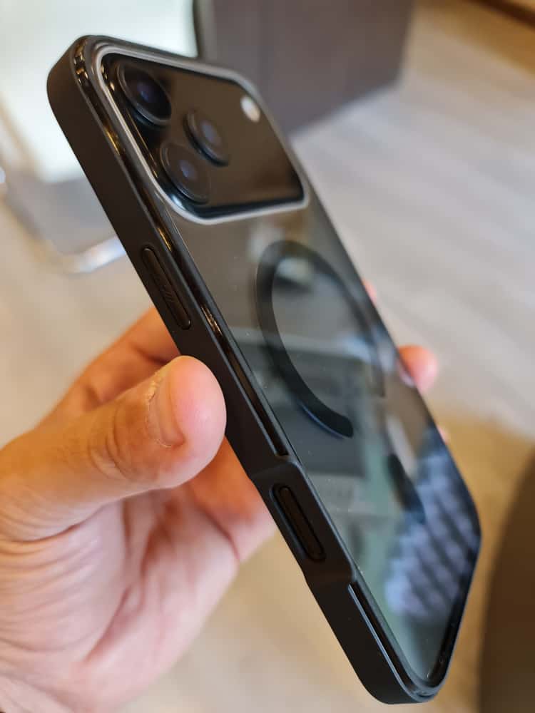 Twin Side Carbon Fiber Magsafe Phone Case