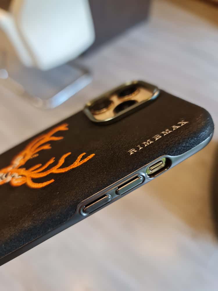 RMBMAX Embroidery Leather Frame Lens Case deer