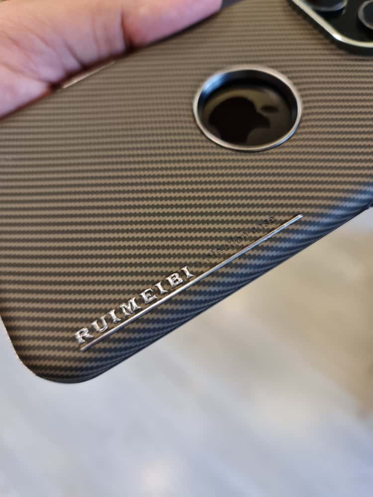 RIMBMAX Luxury glazed carbon case For Iphone