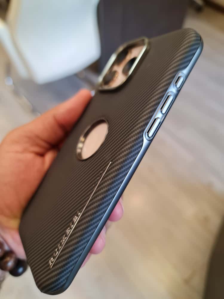 RIMBMAX Luxury glazed carbon case For Iphone