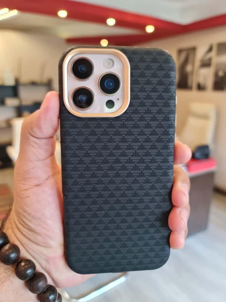 RIMBMAX iPhone Premium Colorful patterned Flip Case