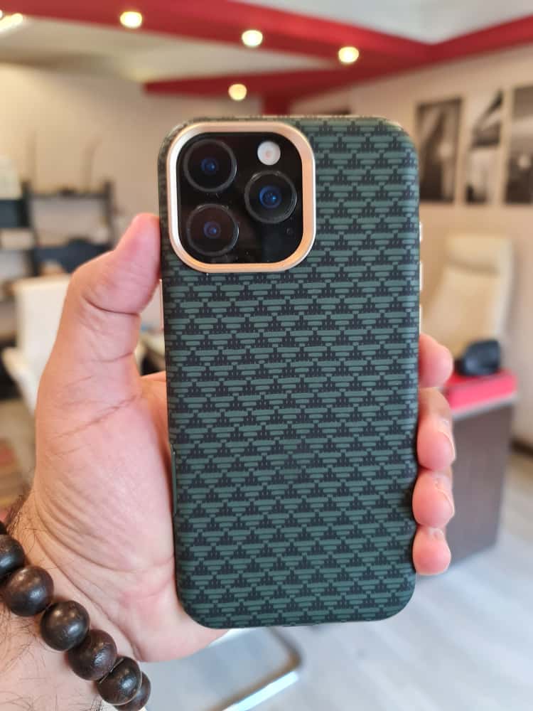 RIMBMAX iPhone Premium Colorful patterned Flip Case