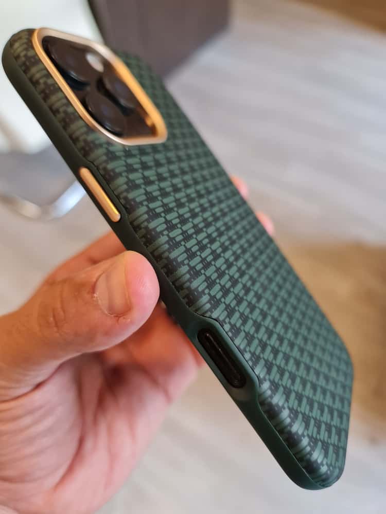 RIMBMAX iPhone Premium Colorful patterned Flip Case