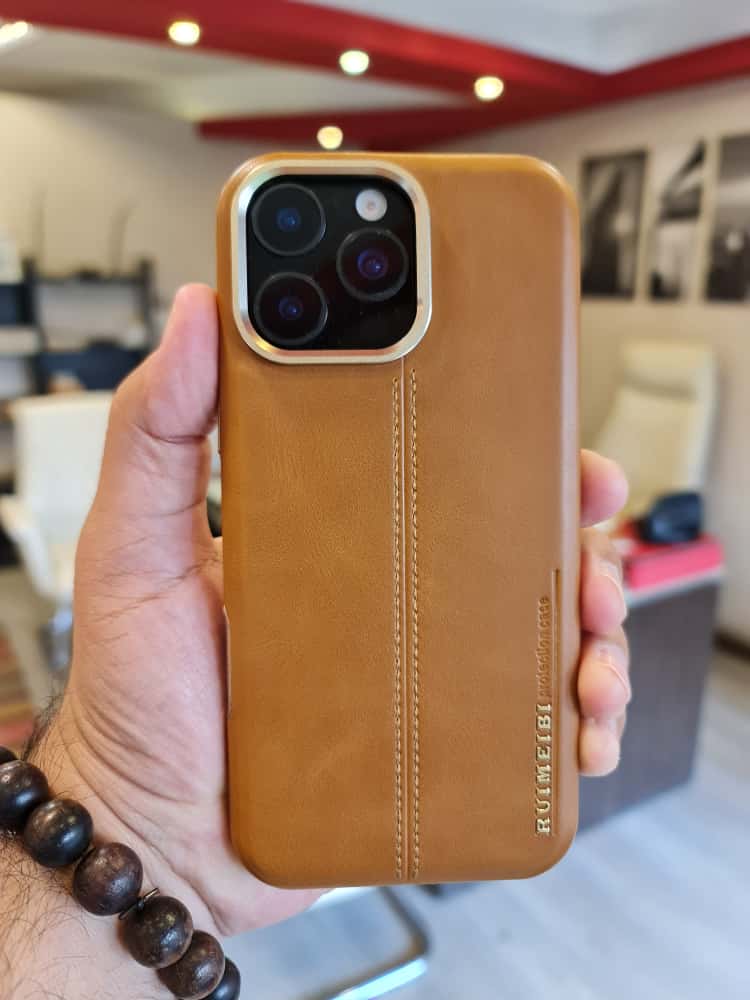 RIMBMAX iPhone Leather Custom Design Magnetic Protective Back Cover