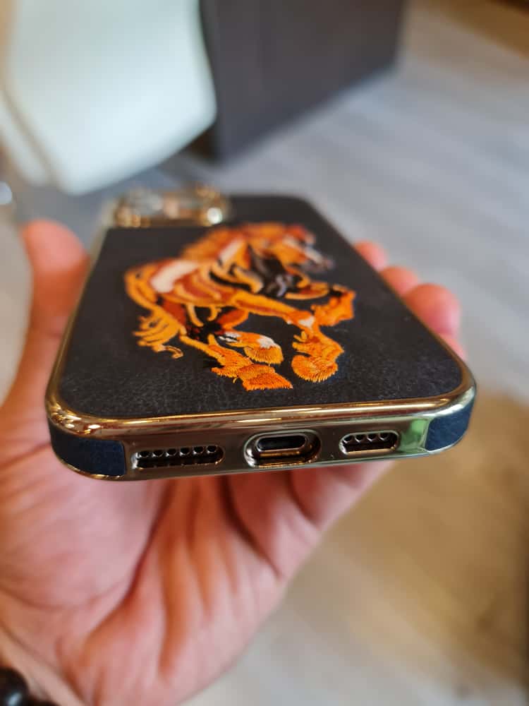 RMBMAX Embroidery Leather Frame Lens Case shape 3