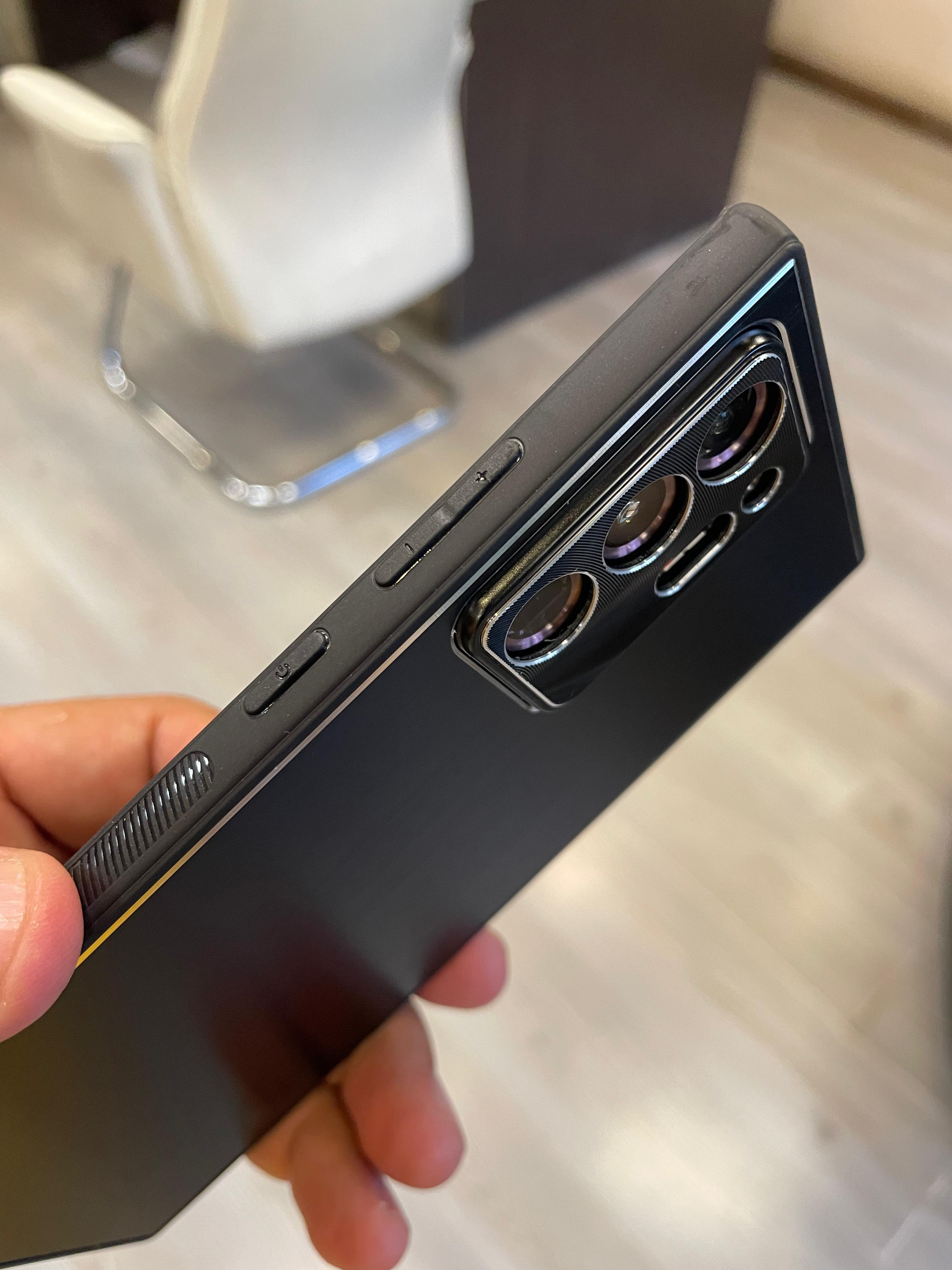 BINBERLI Acrylic Case (Black)