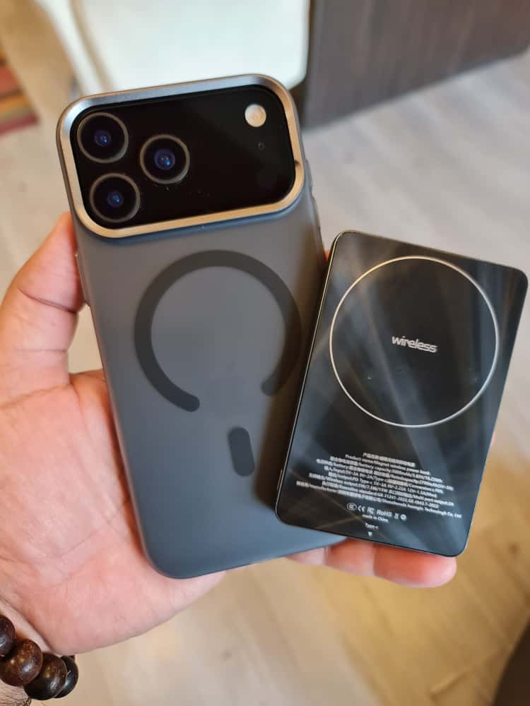 Gorgeous clear frosted case for iPhone(Black)