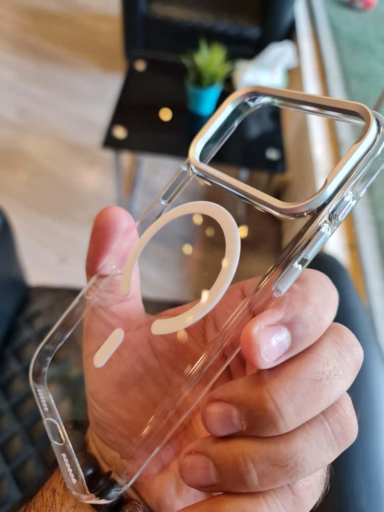 Gorgeous clear glossy case for iPhone (White)