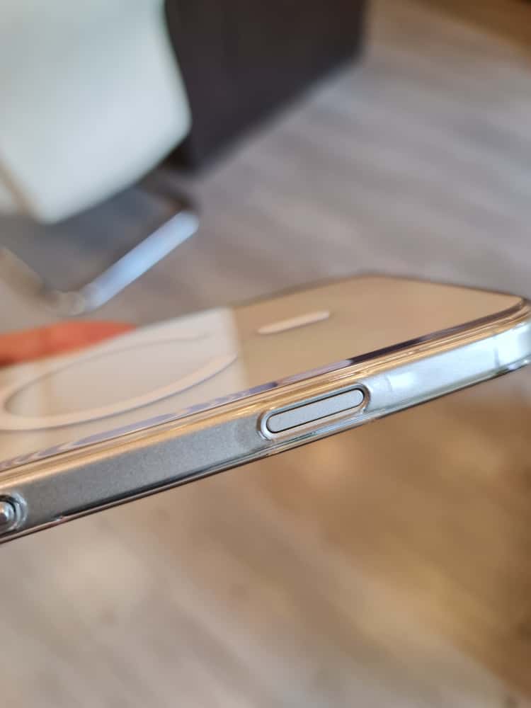 Gorgeous clear glossy case for iPhone (White)