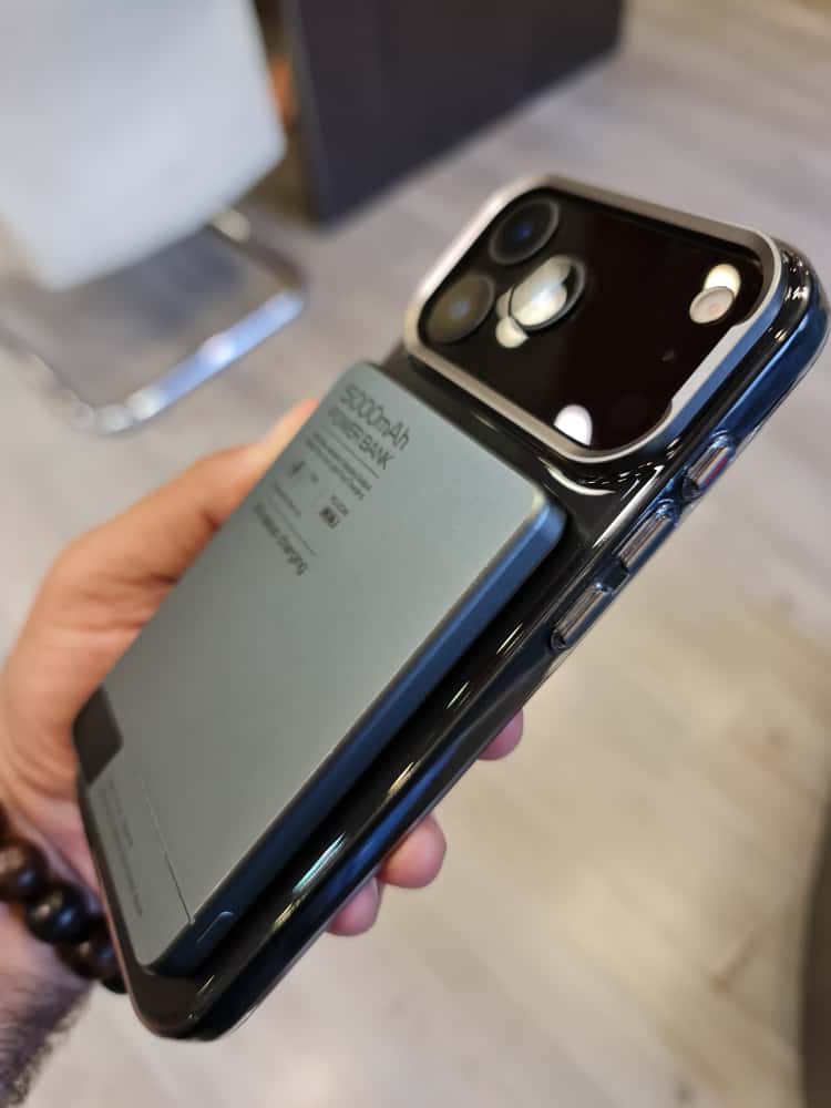 Gorgeous clear glossy case for iPhone (Black)