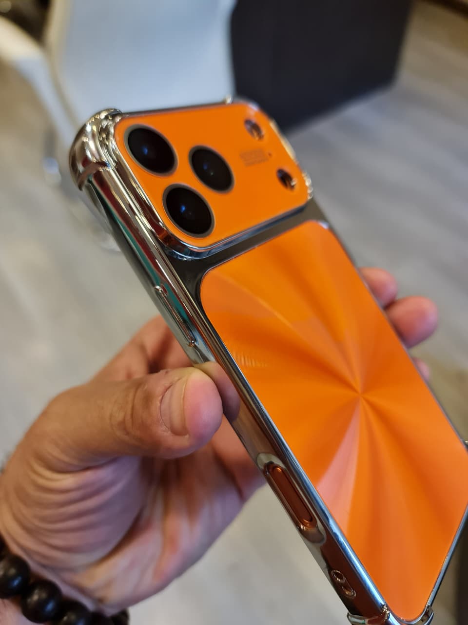 Electroplated Frame Four Corners Anti-drop Glossy Lens Protection (Orange)