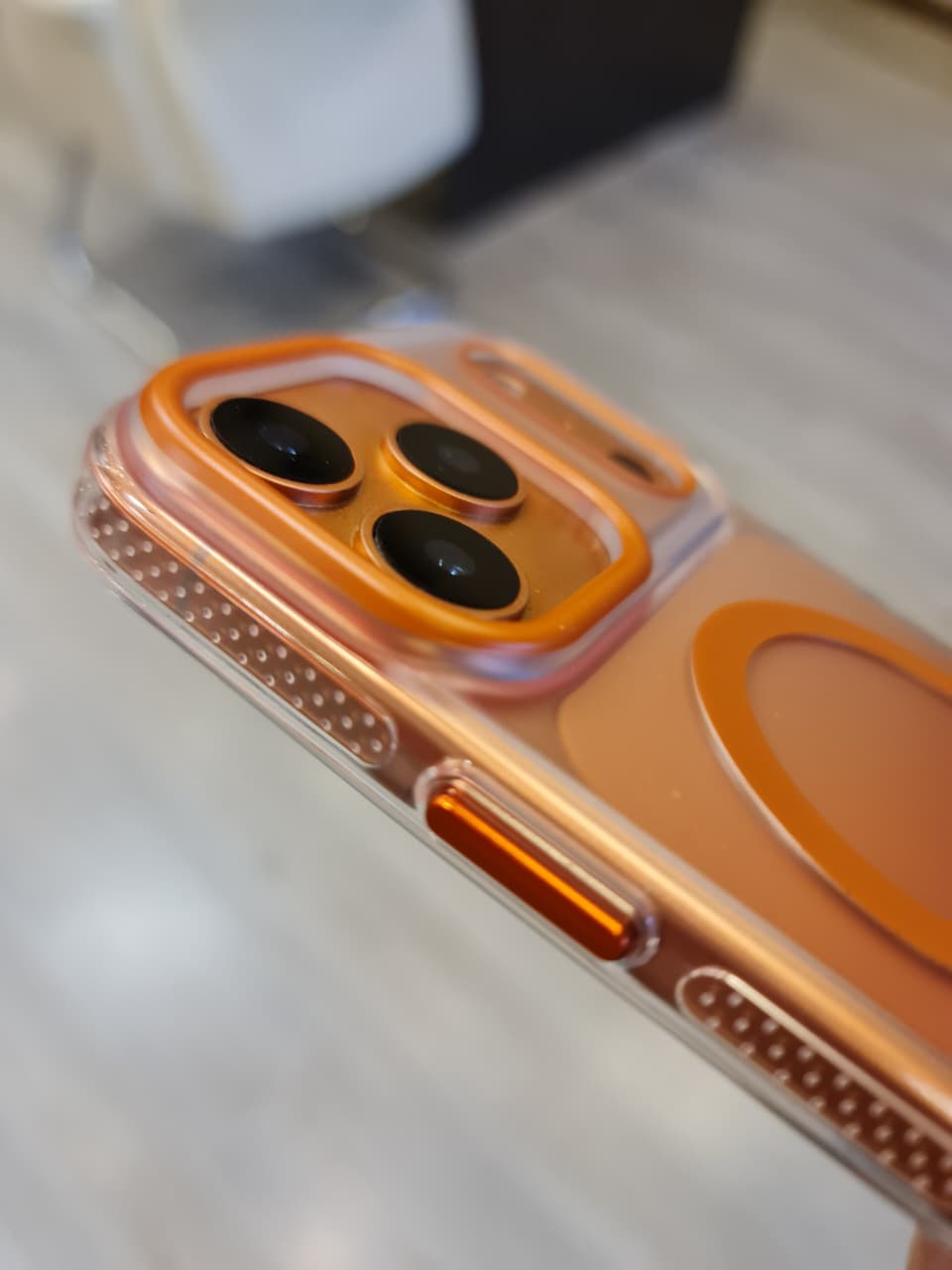 Gradient Color Translucent Magnetic Rugged Phone Case for iPhone 17 Series(Shape1)