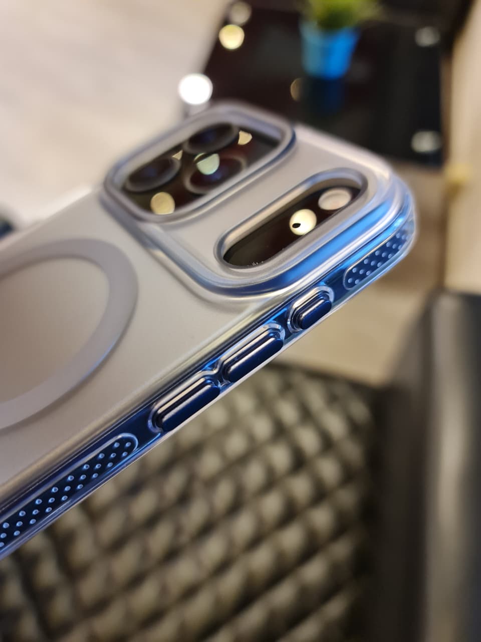 Gradient Color Translucent Magnetic Rugged Phone Case for iPhone 17 Series(Shape 2)