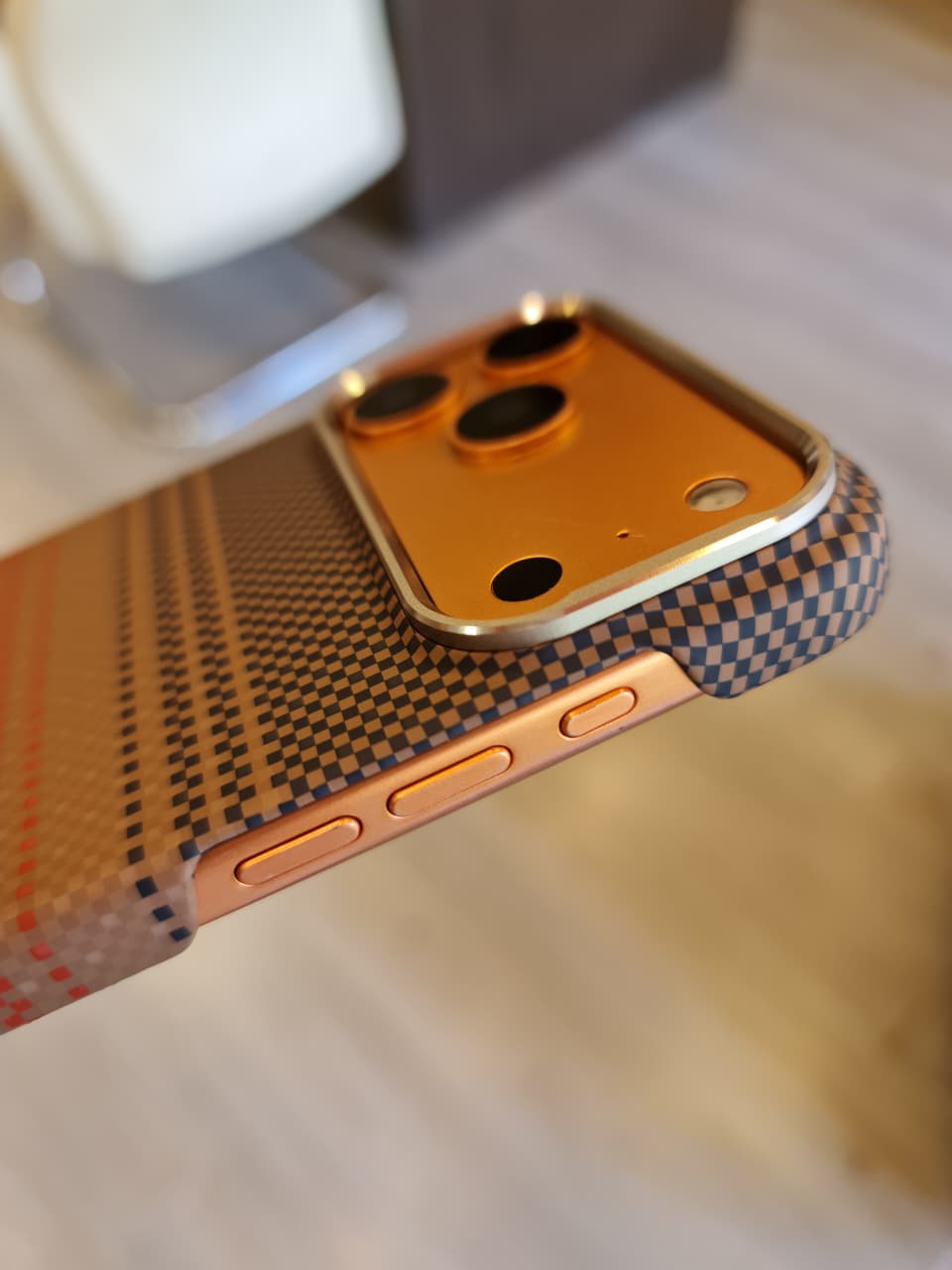 High Quality Carbon Fiber Mobile Phone Case Cover for iPhone(Brown)