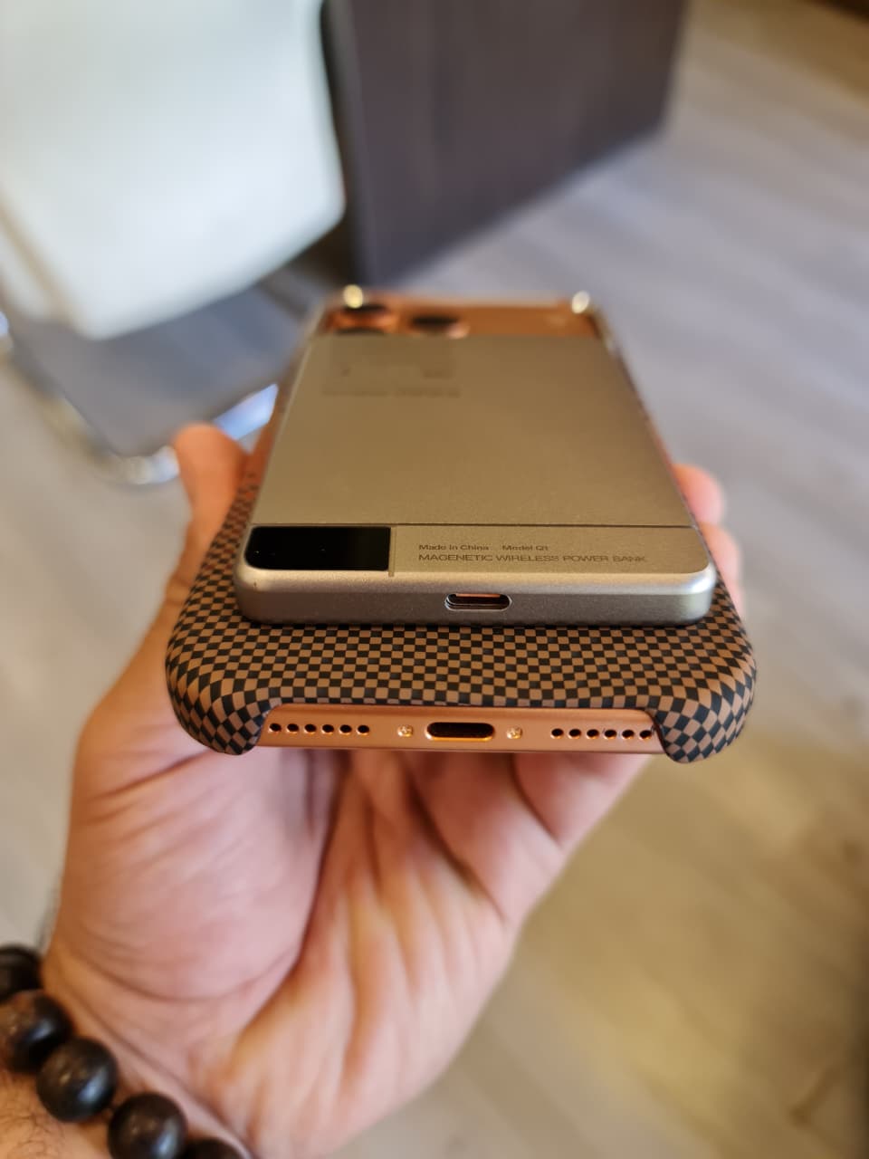 High Quality Carbon Fiber Mobile Phone Case Cover for iPhone(Brown)