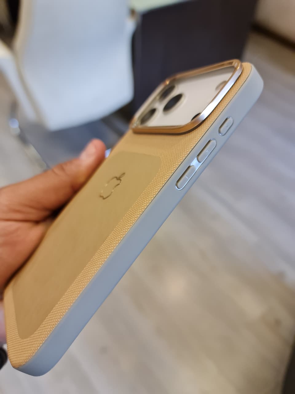 Advanced Luxury polyester Case for iPhone 17 Pro max