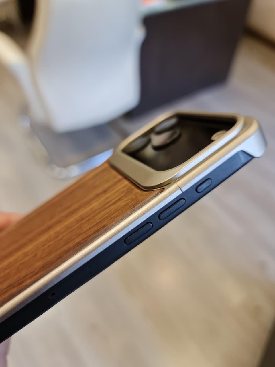 Wood Magsafe Vegan Case For iPhone 17 Pro Max