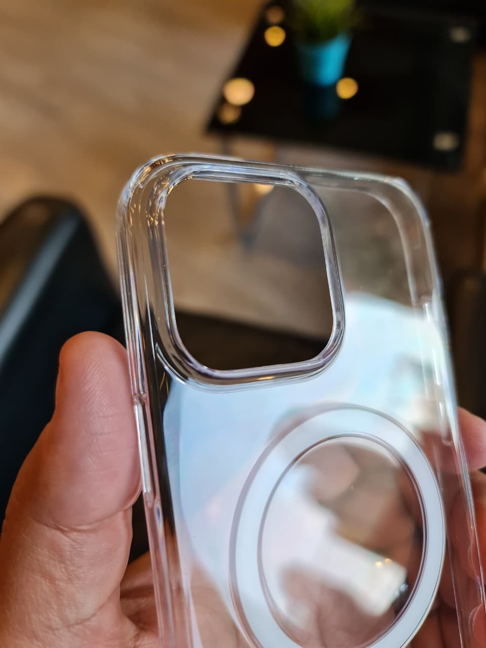 Clear MagSafe compatible Case