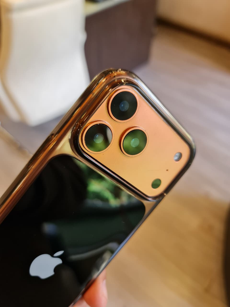 High-end Acrylic Color Design Clear Magnetic Case for iPhone 17 Pro Max