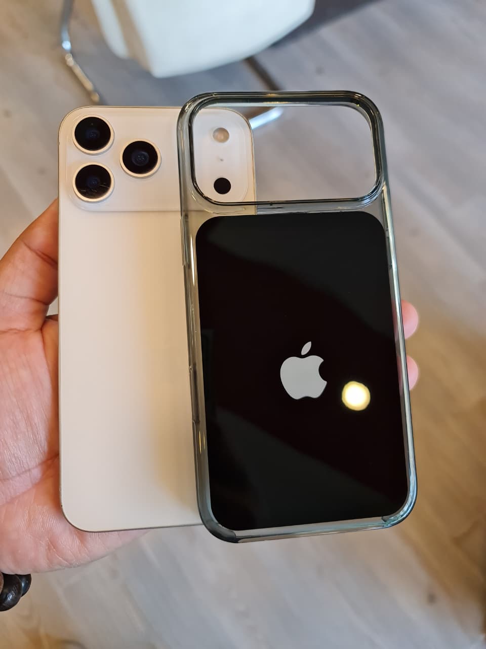 High-end Acrylic Color Design Clear Magnetic Case for iPhone 17 Pro Max