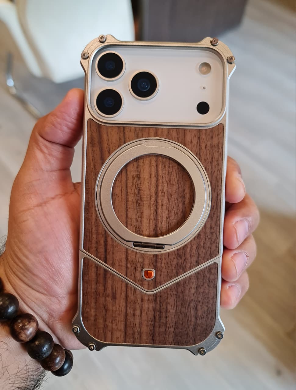 Magnetic Metal Premium Wooden Frameless Case For Iphone 17 Pro max