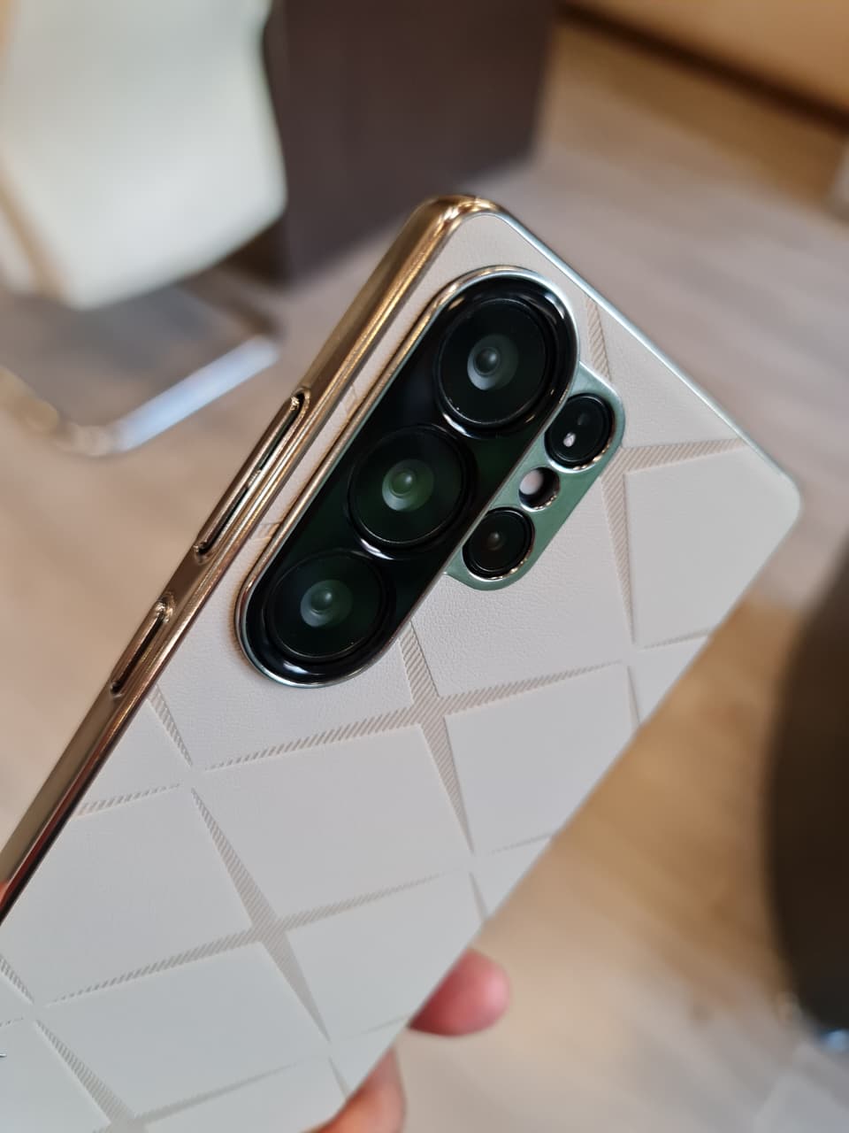 Luxury Plating PU Leather Camera Lens Protection Back Case for Samsung