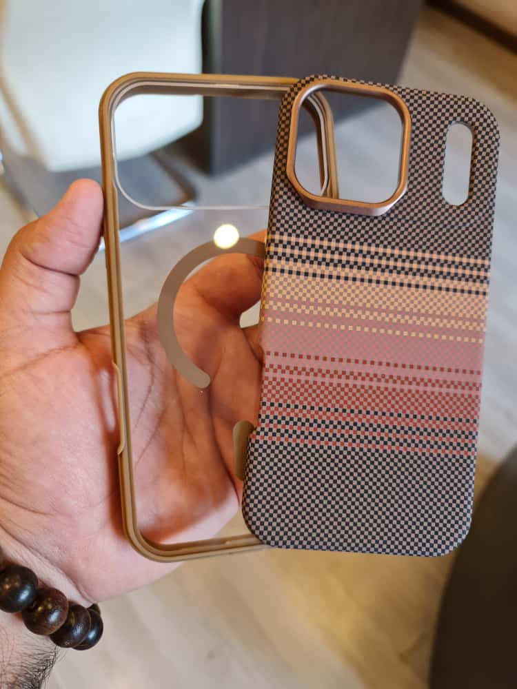 Twin Side Carbon Fiber Magsafe Phone Case (Brown)