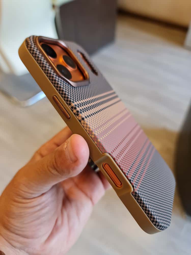 Twin Side Carbon Fiber Magsafe Phone Case (Brown)