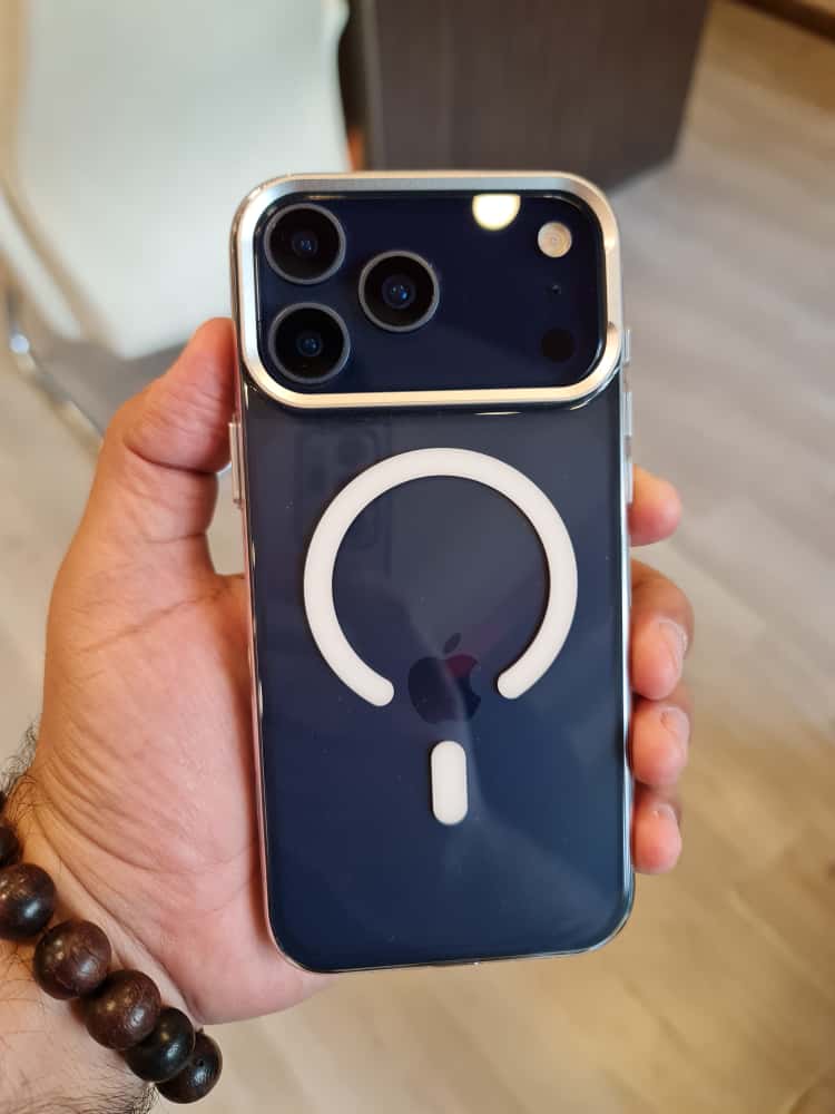 Gorgeous clear glossy case for iPhone (White) 2