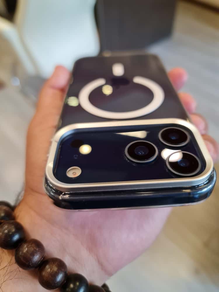 Gorgeous clear glossy case for iPhone (White) 2