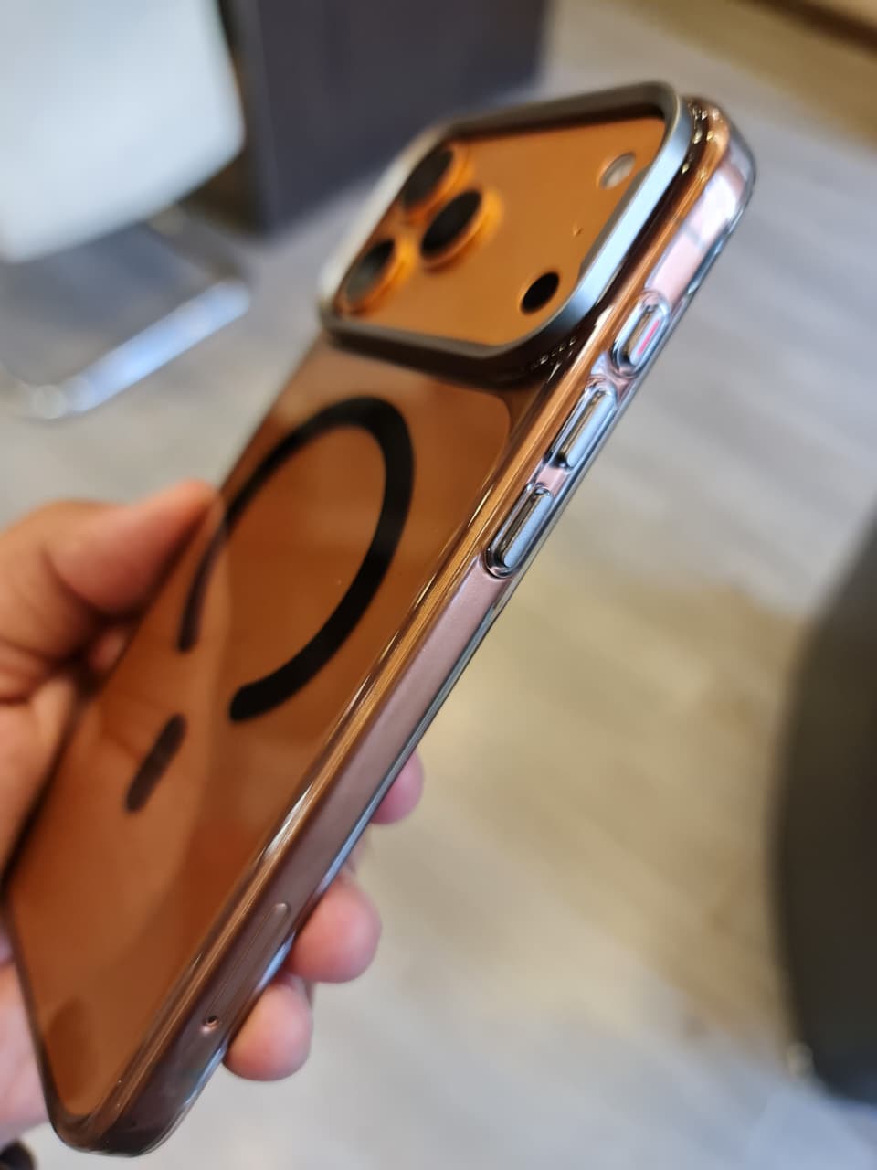 Gorgeous clear glossy case for iPhone (transparent)