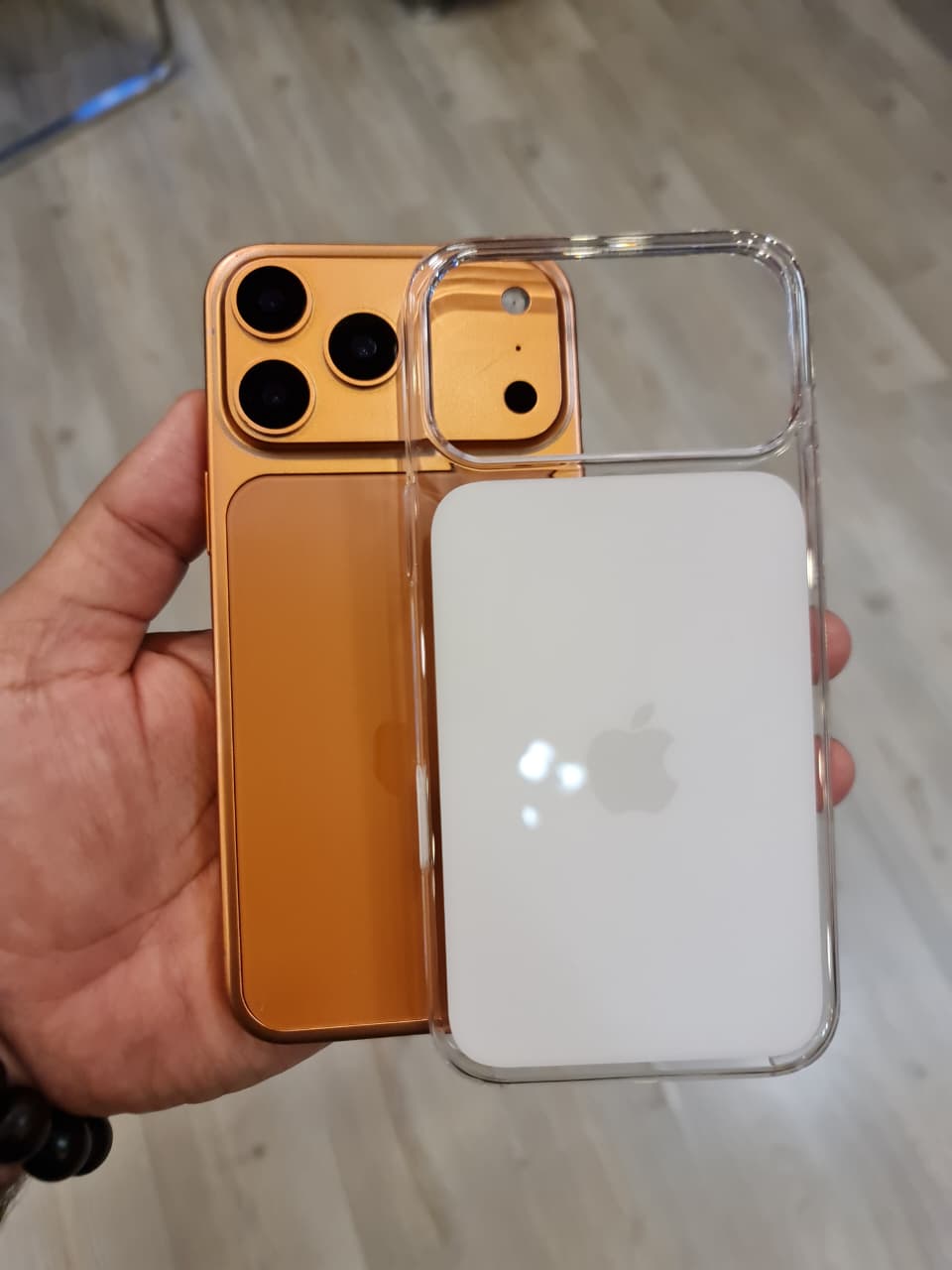 Clear Magnetic MagSafe Case for iPhone 17 Pro max