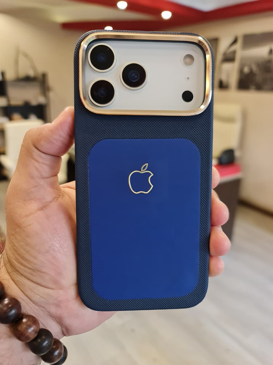 Advanced Luxury polyester Case for iPhone 17 Pro max