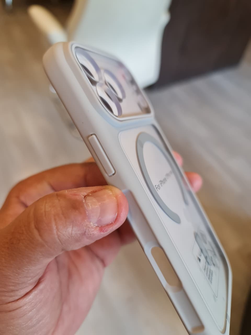 Transparent Magnetic Case for iPhone 17 Pro Max