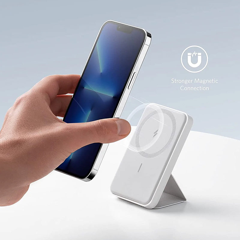 Anker 622 Magnetic Wireless Portable Charger (MagGo)