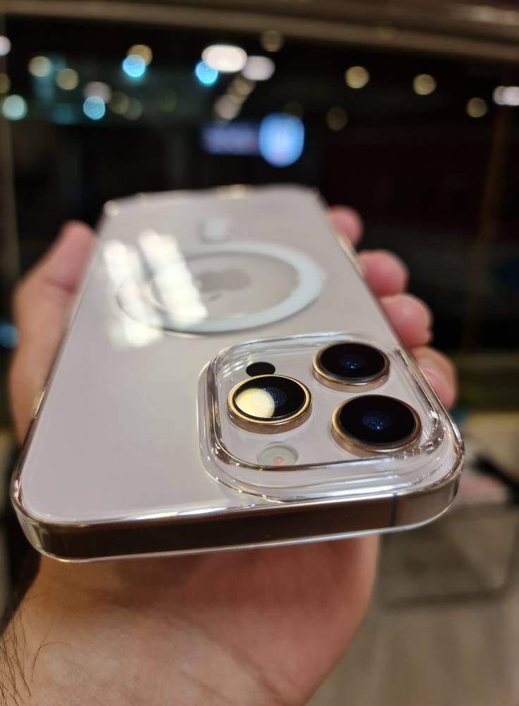 Clear MagSafe compatible Case