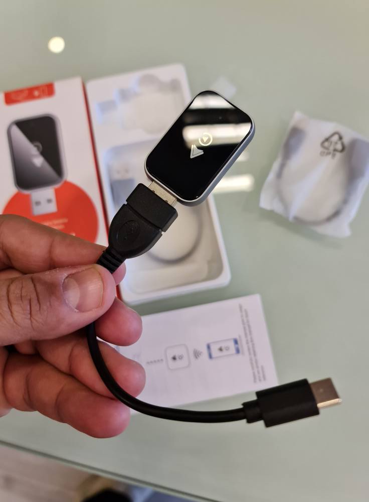 Wireless CarPlay Adapter