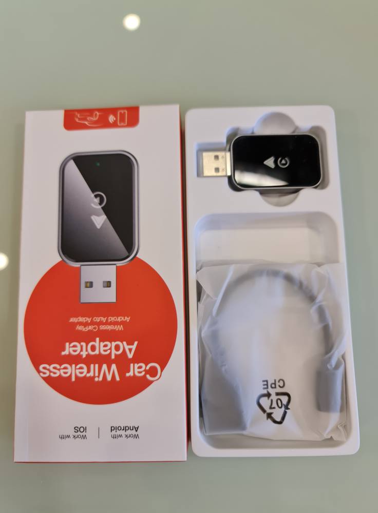 Wireless CarPlay Adapter