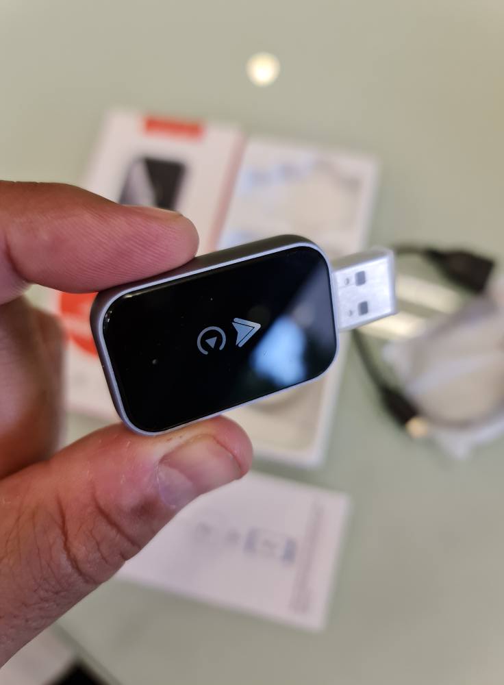 Wireless CarPlay Adapter