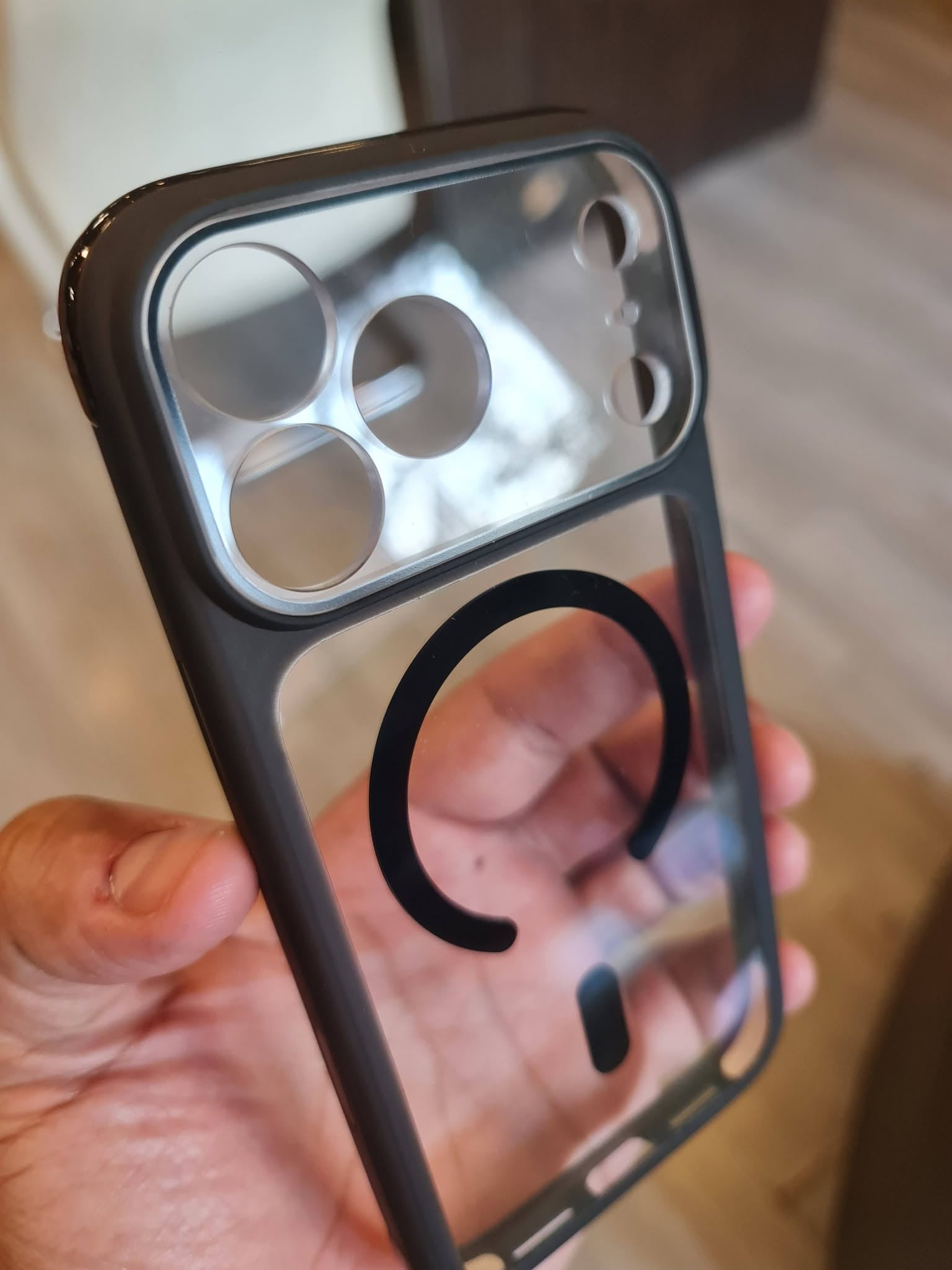 luxury Transparent Magnetic Case for iPhone