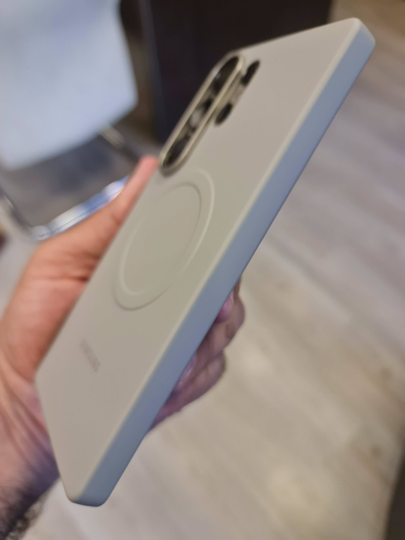 Samsung Galaxy Ultra Slim Magnetic Case