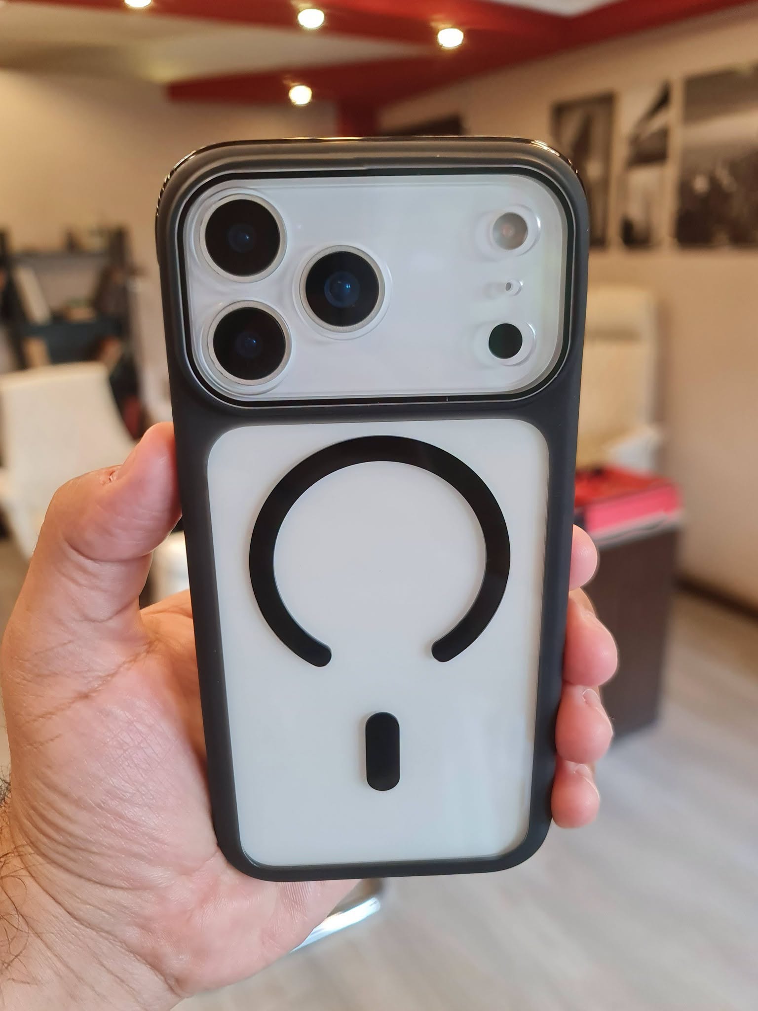 luxury Transparent Magnetic Case for iPhone