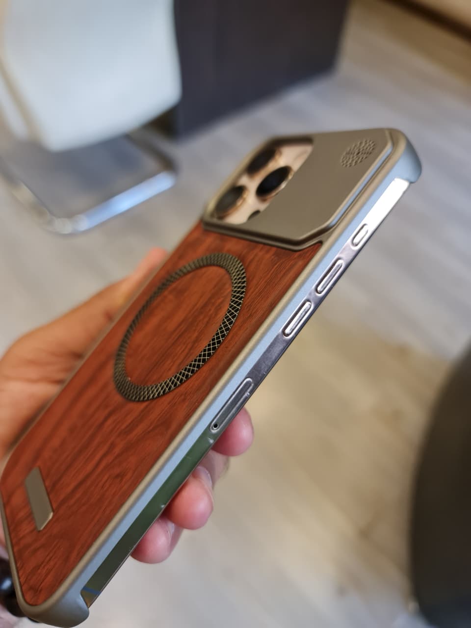 Elegant wooden case For iPhone
