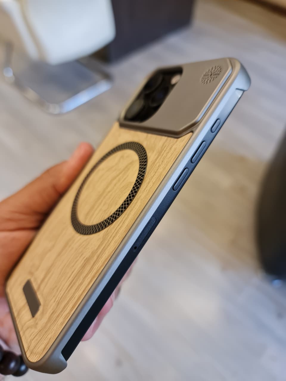 Elegant wooden case For iPhone