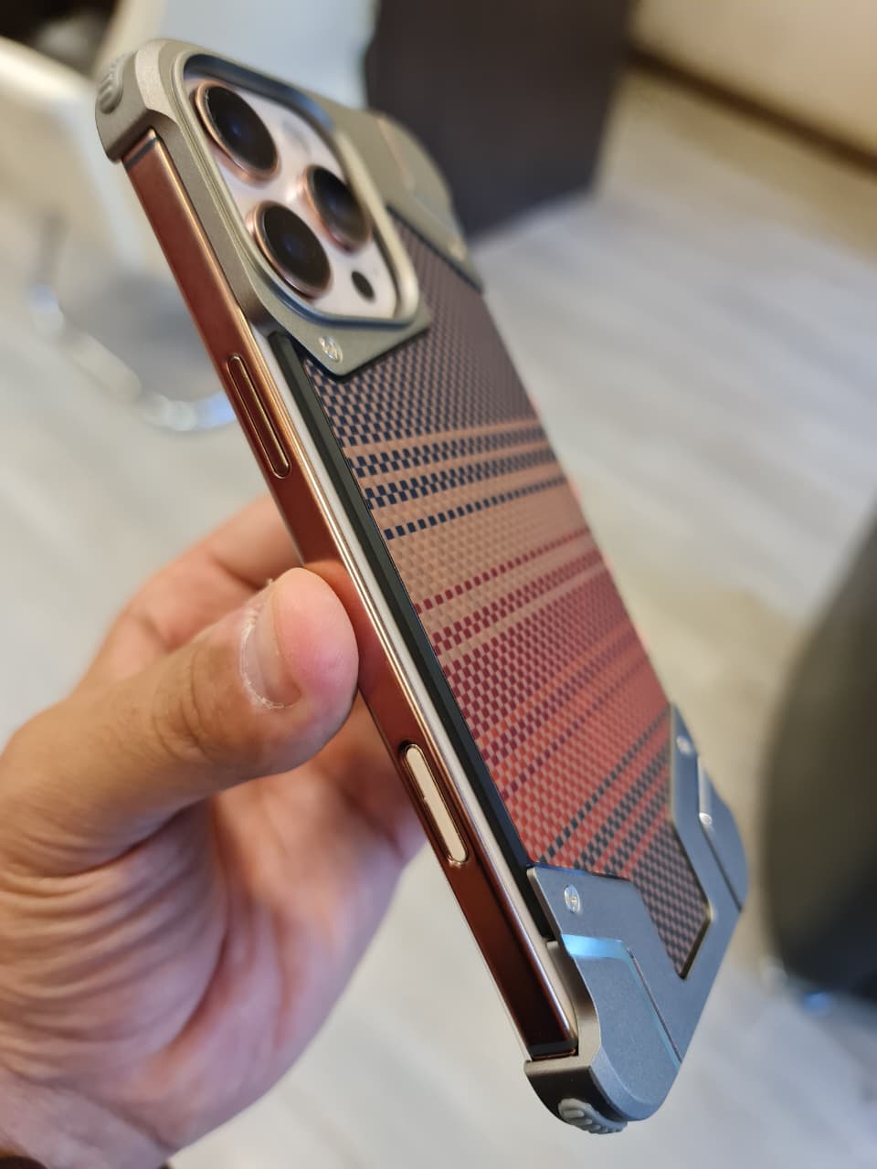 Gorgeous metal carbon case For Iphone